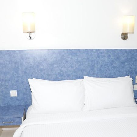 Hometel Chandigarh Luaran gambar