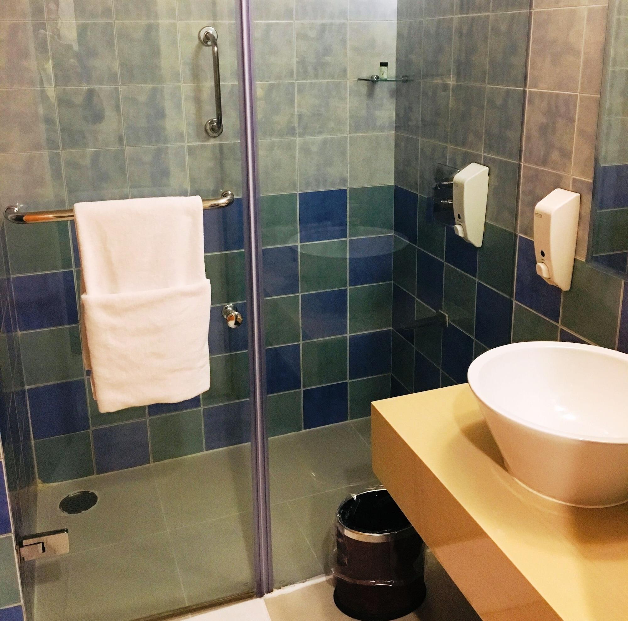 Hometel Chandigarh Luaran gambar