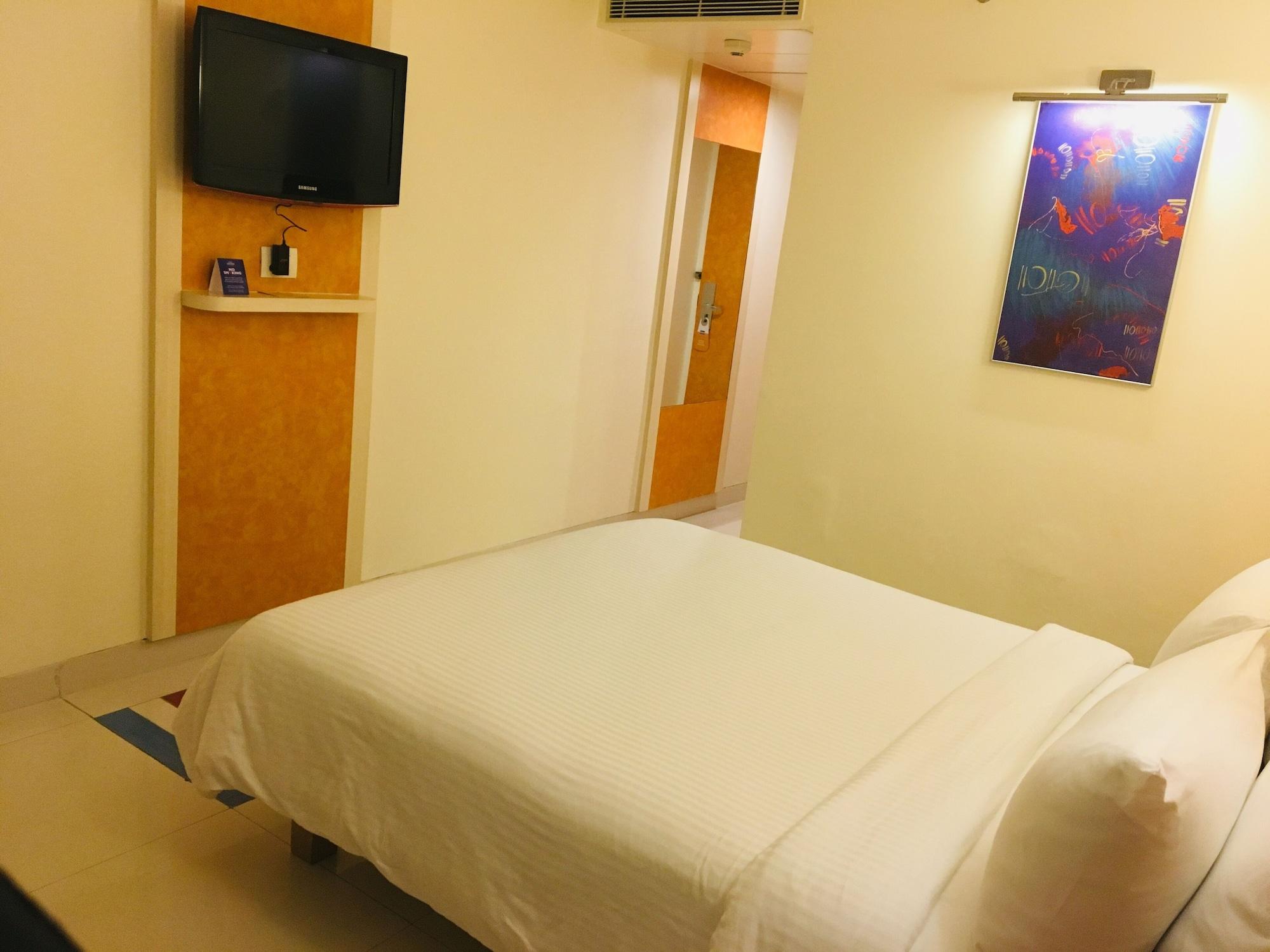Hometel Chandigarh Luaran gambar