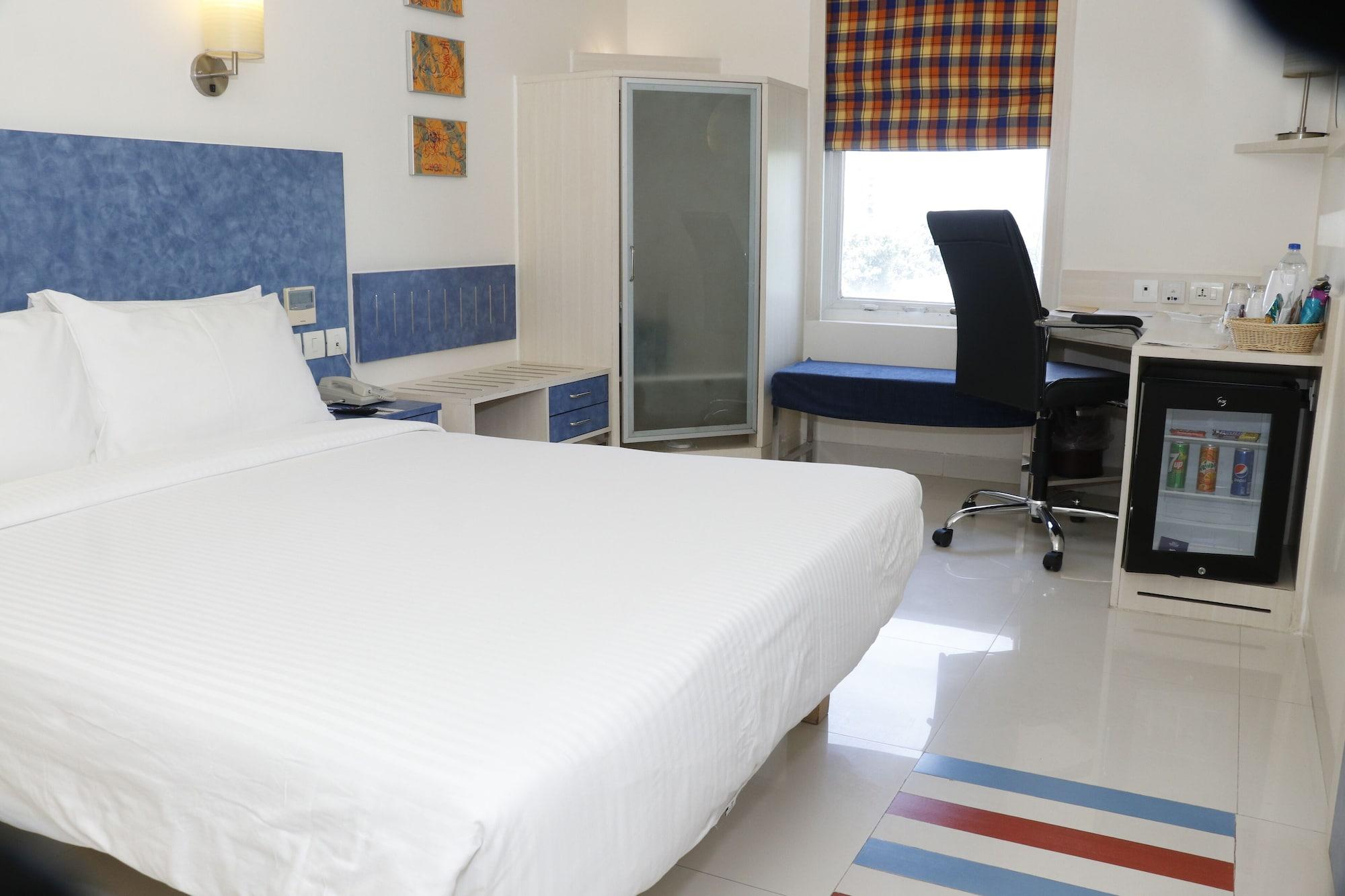 Hometel Chandigarh Luaran gambar
